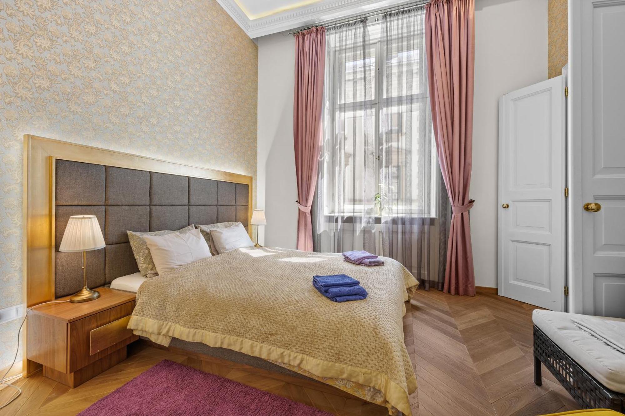 Count Zrinyi Luxourious Residence Budapest Extérieur photo