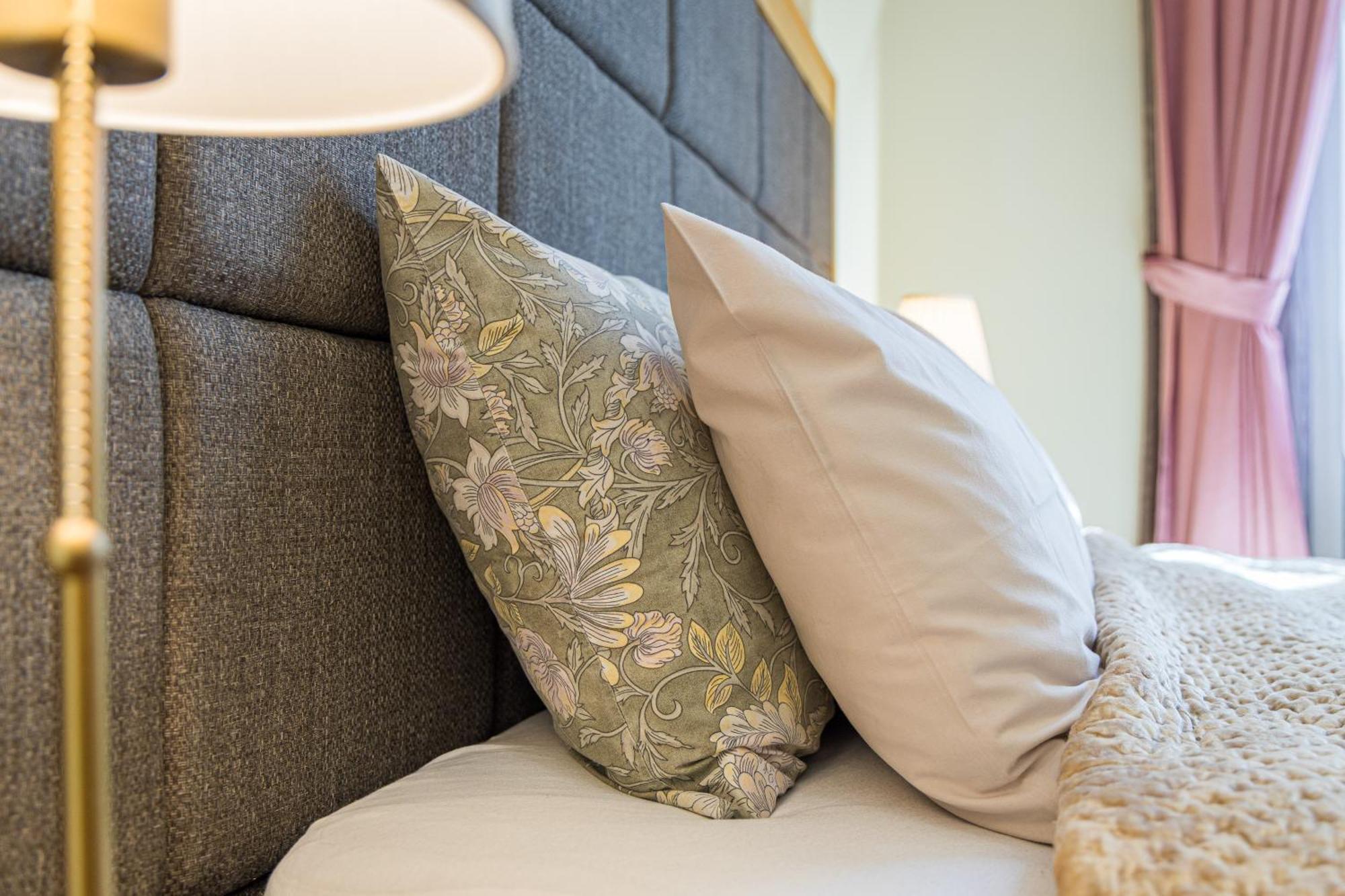 Count Zrinyi Luxourious Residence Budapest Extérieur photo