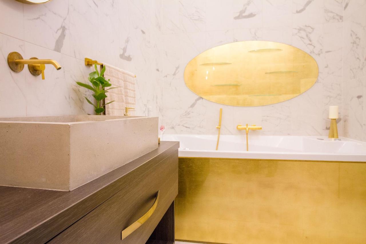 Count Zrinyi Luxourious Residence Budapest Extérieur photo